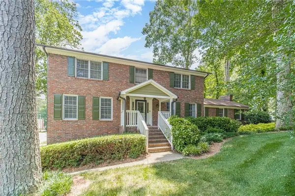 2672 Bouldercrest Court, Snellville, GA 30078