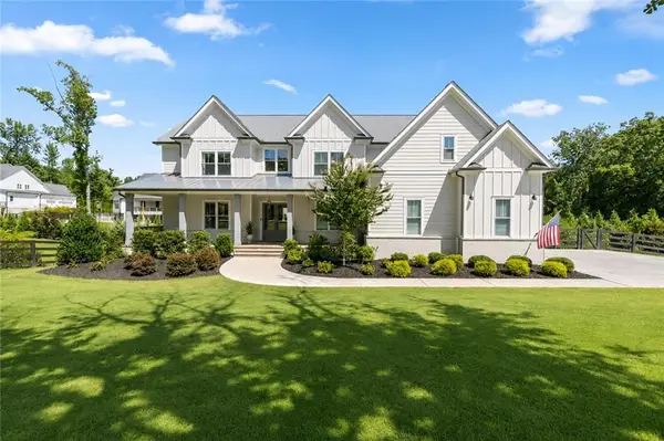 12720 Etris Road, Roswell, GA 30075