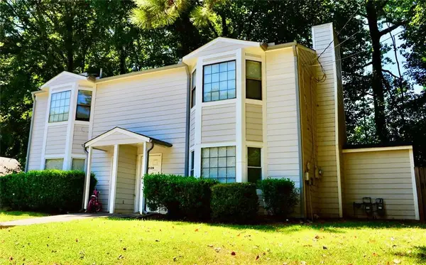 2124 Valley Oaks Drive Se, Smyrna, GA 30080