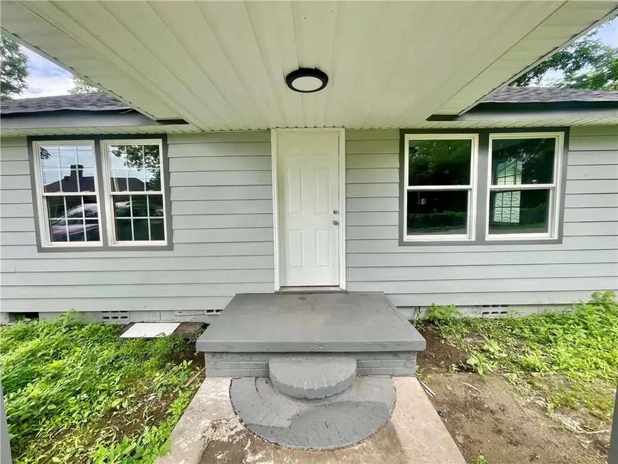 212 Franklin Street, Manchester, GA 31816 - #2