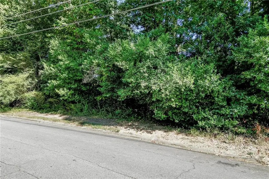 0 Golden Circle Sw, Lilburn, GA 30047 - #2