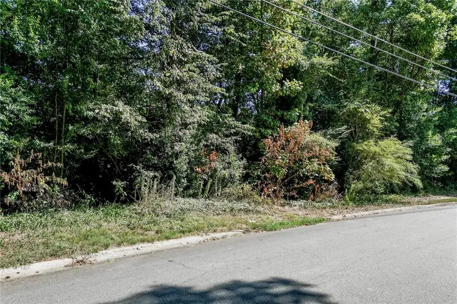 0 Golden Circle Sw, Lilburn, GA 30047 - #3