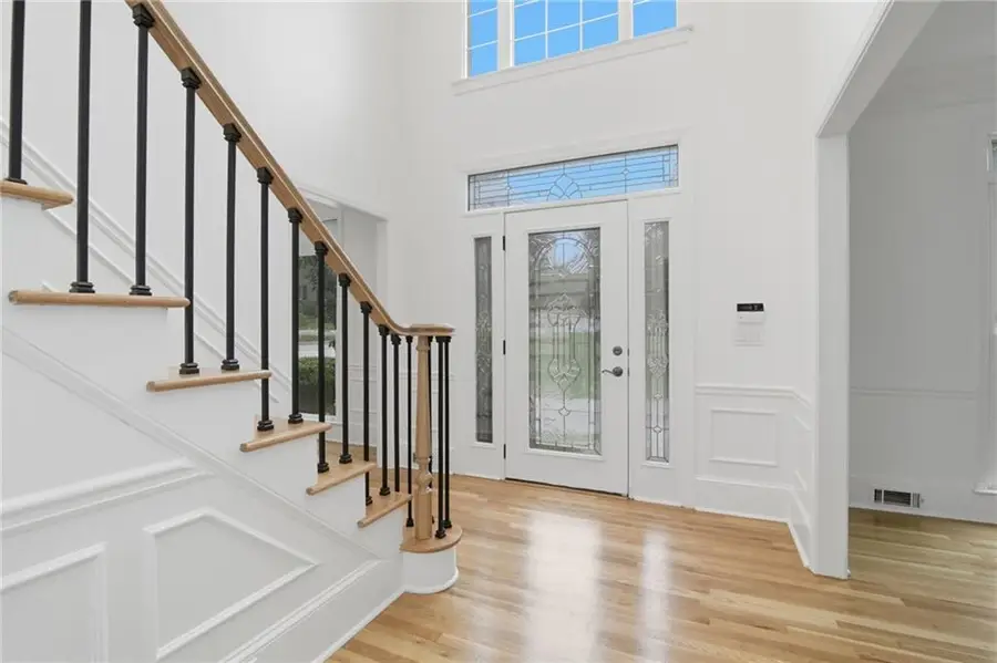 2211 Brooke Farm Trail, Dunwoody, GA 30338 - #3