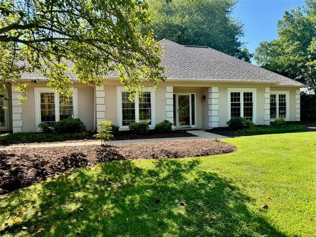 11860 Wexford Club Drive, Roswell, GA 30075 - #1