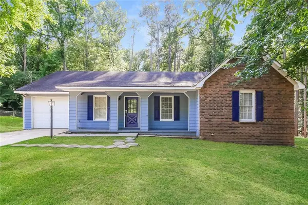 8605 Collins Drive, Jonesboro, GA 30236