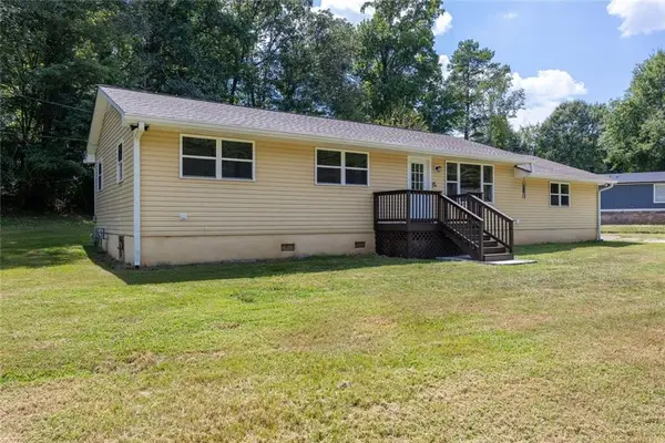 354 Pine Valley Road, Powder Springs, GA 30127