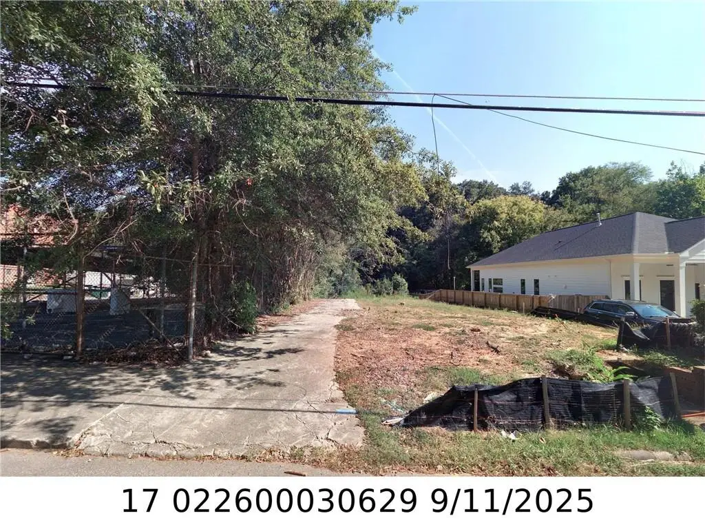 8 Hollywood Drive Nw, Atlanta, GA 30318 - #1