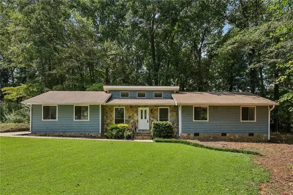106 Hilltop Circle, Stockbridge, GA 30281