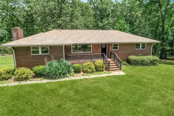 7034 Capps Ferry Road, Douglasville, GA 30135