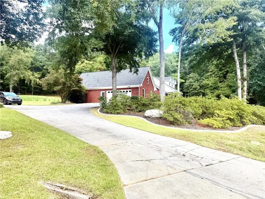 2660 Sandy Creek Circle, Loganville, GA 30052 - #2