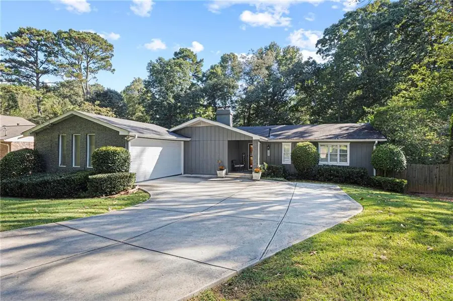 698 Rollingwood Drive, Stone Mountain, GA 30087 - #2