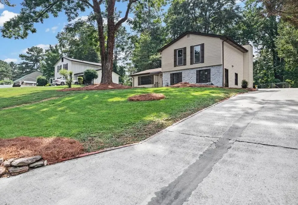 6883 Creekmoor Lane, Riverdale, GA 30296 - #1