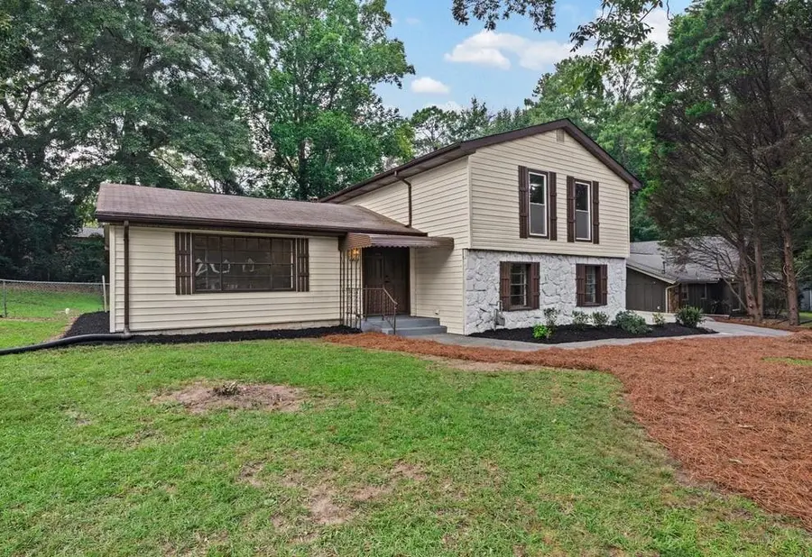 6883 Creekmoor Lane, Riverdale, GA 30296 - #2