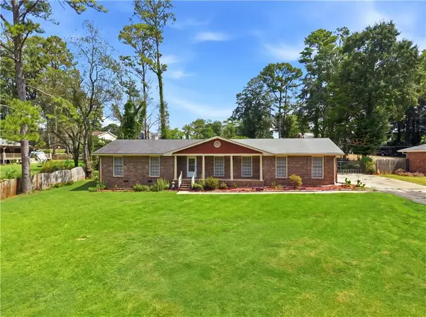 2681 Kings Circle, Lawrenceville, GA 30044