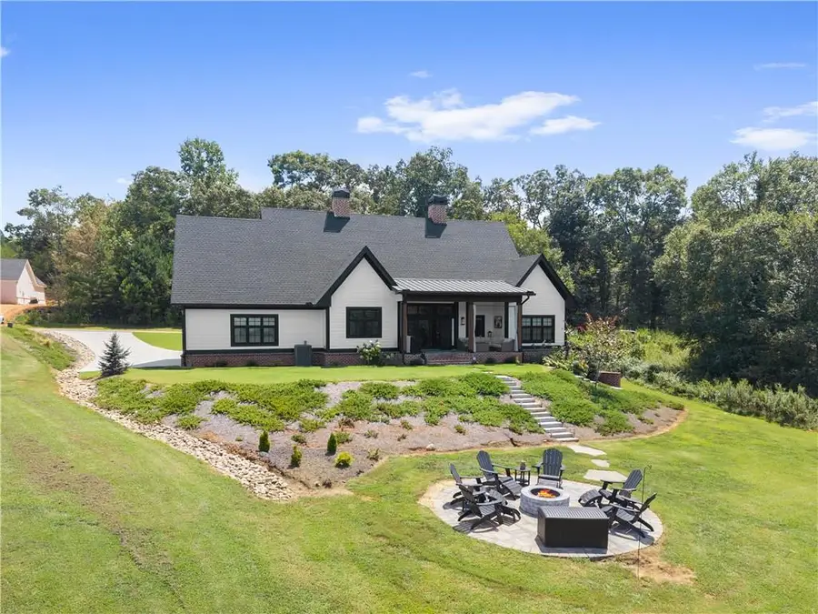 1844 Bermuda Avenue, Demorest, GA 30535 - #3