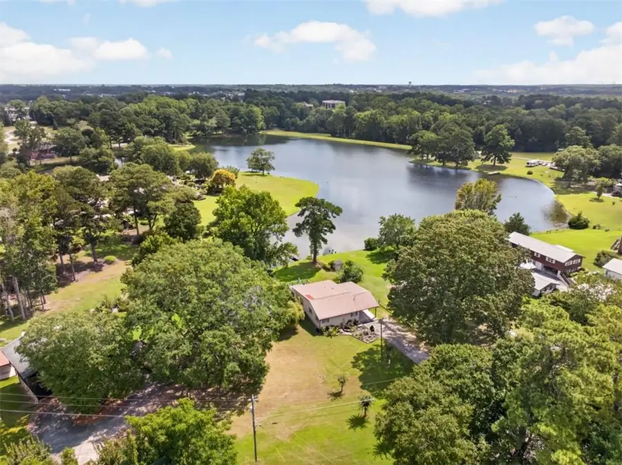 976 SW Walker Lake Road, Conyers, GA 30094 - #2