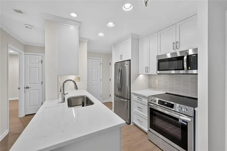 300 Johnson Ferry Rd, Road Ne #B-603, Sandy Springs, GA 30328 - #2