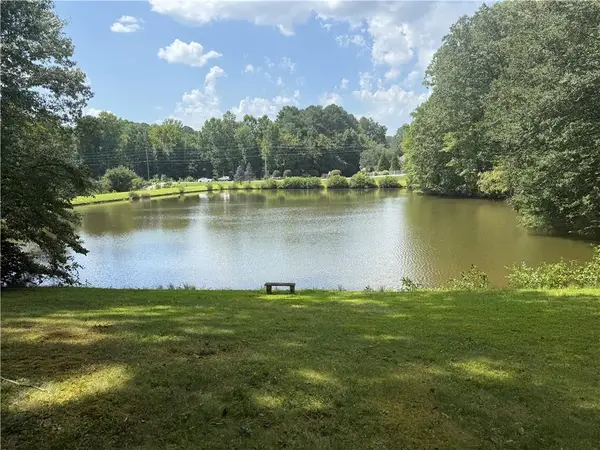 2306 E Cherokee Drive, Woodstock, GA 30188
