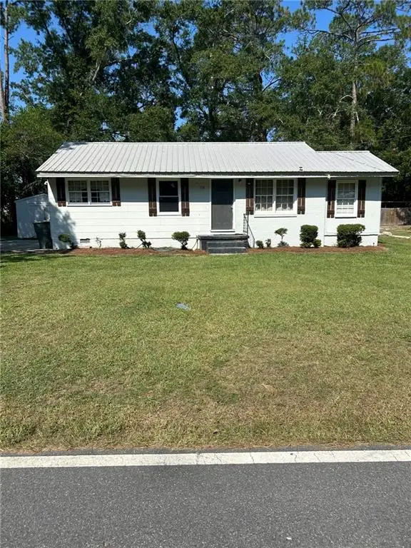 118 Shamrock Avenue, Jesup, GA 31545 - #1