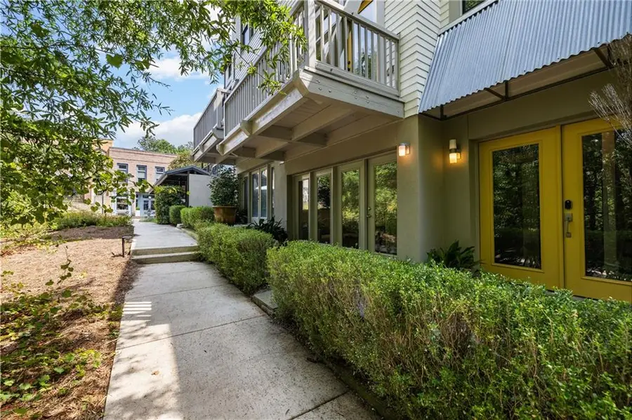 9121 Selborne Lane, Chattahoochee Hills, GA 30268 - #3