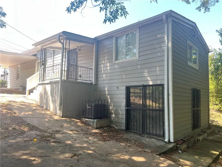307 Johnson Street, Lagrange, GA 30241 - #3