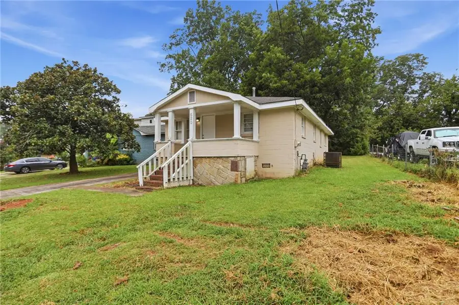620 Gibbons Drive, Scottdale, GA 30079 - #2