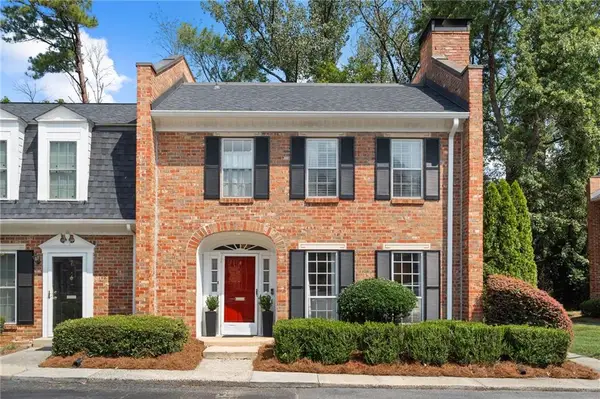 8 Kings Tavern Place Nw, Atlanta, GA 30318