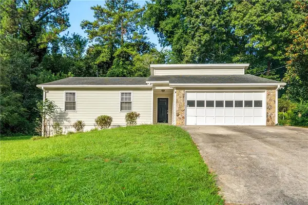 654 Village Creek Drive Sw, Lilburn, GA 30047