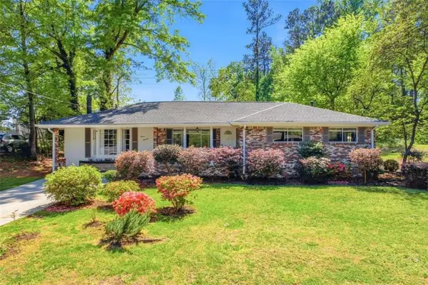 1100 Vonda Lane, Mableton, GA 30126