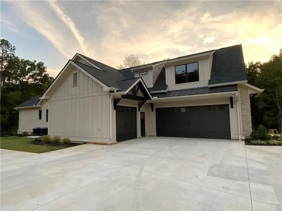 2468 Rockbridge Road Nw, Conyers, GA 30012 - #2