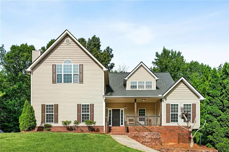 176 Oak Leaf Drive, Carrollton, GA 30116 - #3