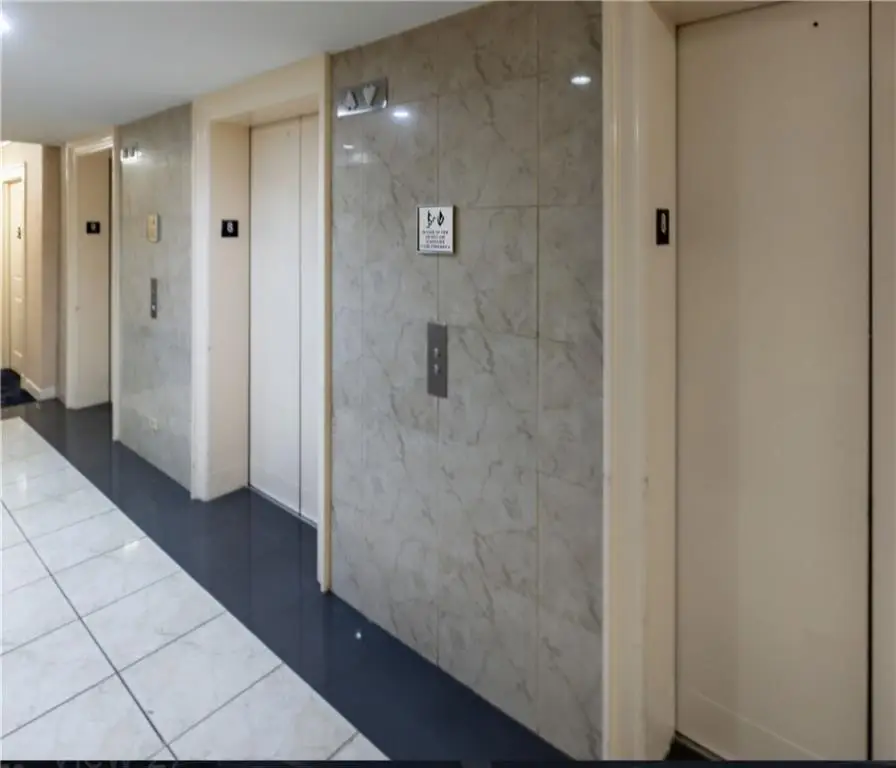 300 W Peachtree St 21 J W, Atlanta, GA 30332 - #2