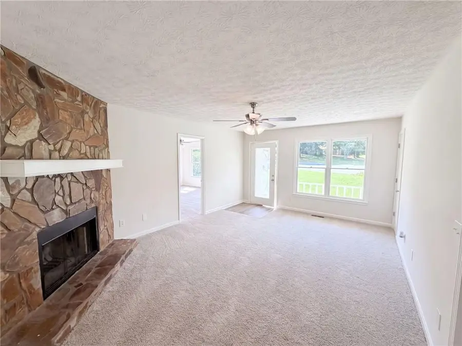 806 Ruswood Road, Winder, GA 30680 - #3