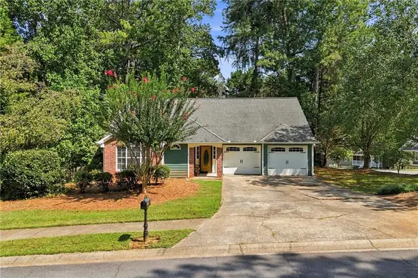 410 Rose Creek Place, Woodstock, GA 30189