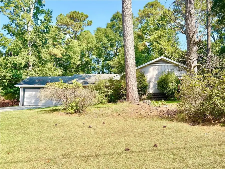 1398 Fairfield Drive Sw, Lilburn, GA 30047 - #3