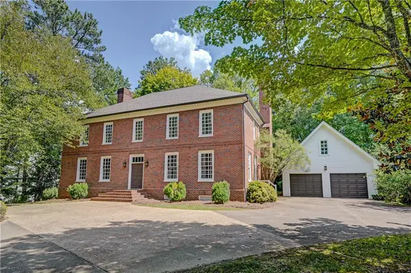 1740 Highgrove Club Drive, Milton, GA 30004