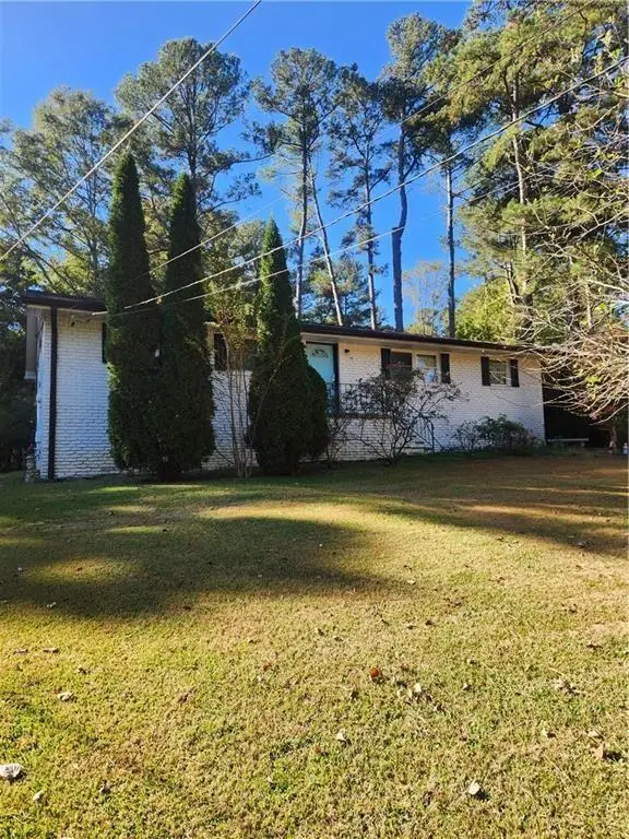 3969 W Hilda Circle, Decatur, GA 30035 - #1