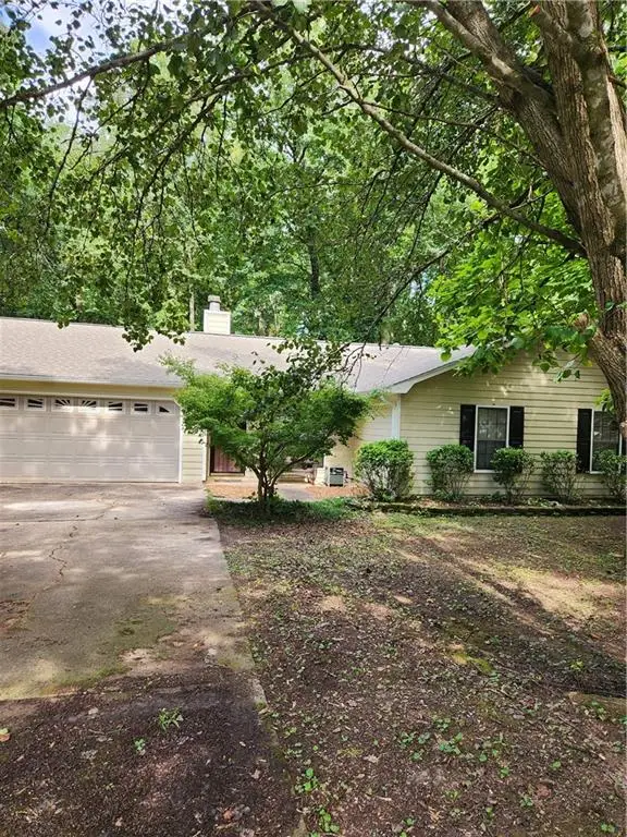 881 June Ct, Jonesboro, GA 30238