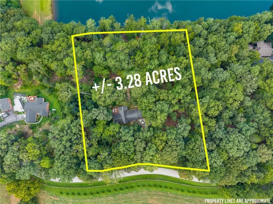 501 High Meadow Lakes Rd, Clarkesville, GA 30523 - #3