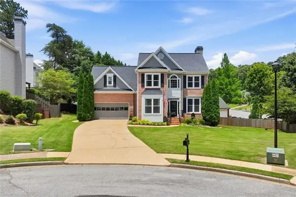 5437 Blue Cedar Drive, Sugar Hill, GA 30518