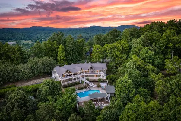 132 Oak Ridge Way, Morganton, GA 30560