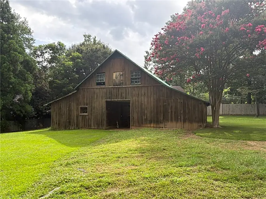 3290 Lower Roswell Road, Marietta, GA 30068 - #3