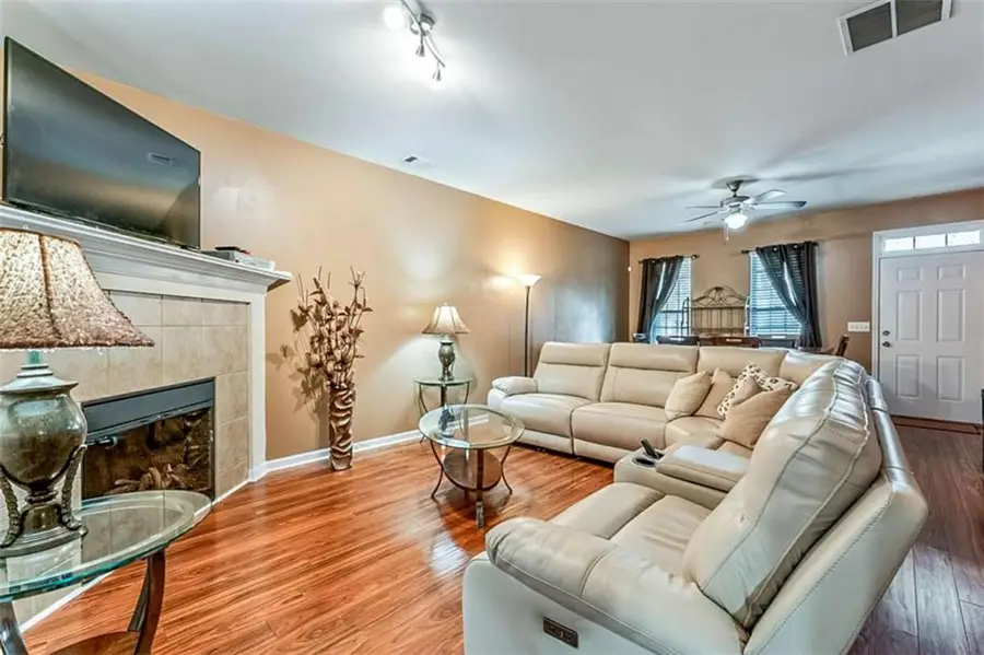 2904 Ridgeview Drive, Atlanta, GA 30331 - #3