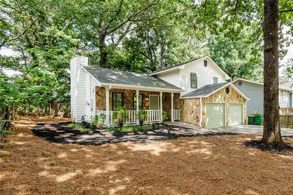627 Ridge Avenue, Stone Mountain, GA 30083