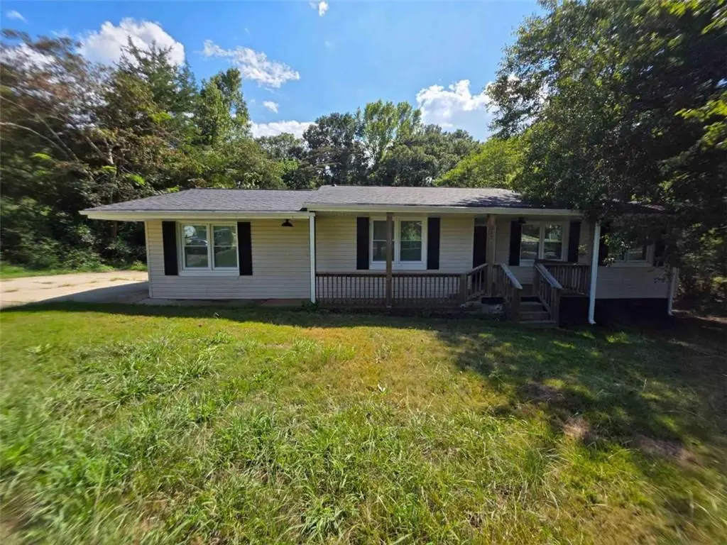527 Walton Road, Monroe, GA 30656 - #1