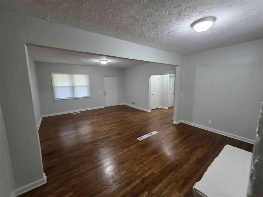 527 Walton Road, Monroe, GA 30656 - #2