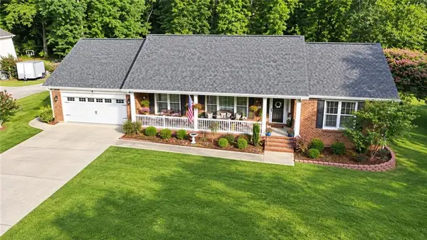 584 Clubland Circle Southeast, Conyers, GA 30094