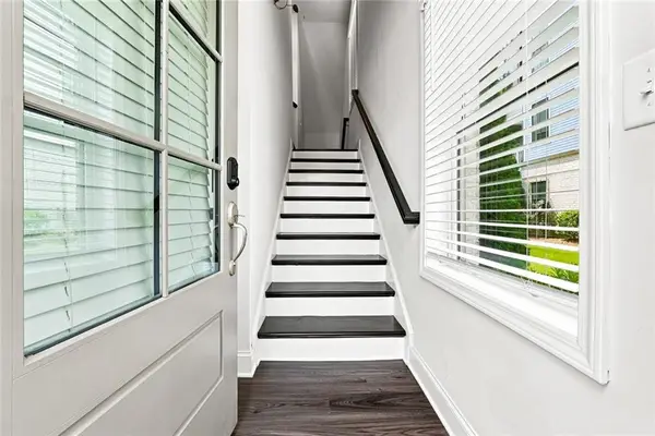 6146 Eves Way, Norcross, GA 30071