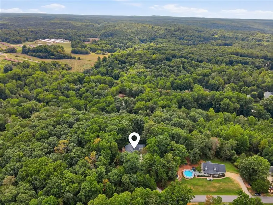 907 Rainbow Circle, Cleveland, GA 30528 - #3