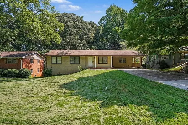 6982 Knollwood Drive, Morrow, GA 30260